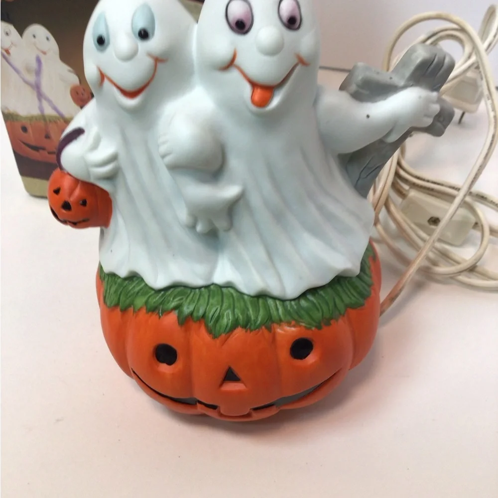 Vintage Halloween Ghost Lamp with Pumpkin Base, with original box